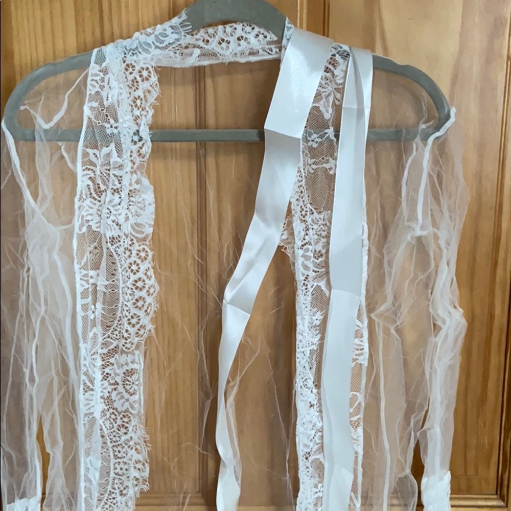 NWOT Shein Lace Detailed Robe